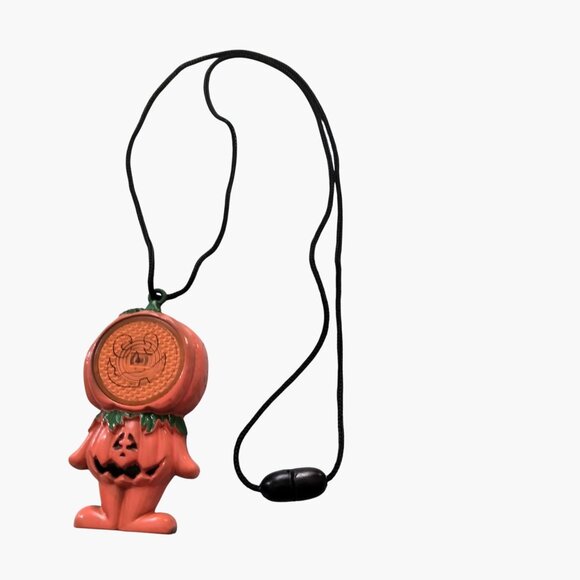 Halloween Light Up Pumpkin Necklace Flashing Colors - Picture 1 of 6